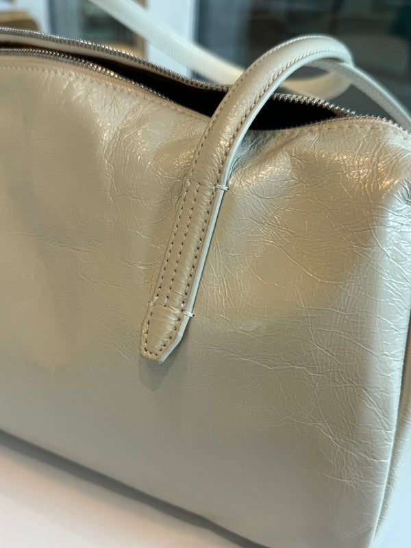 cowhide shoulder bag IVORY