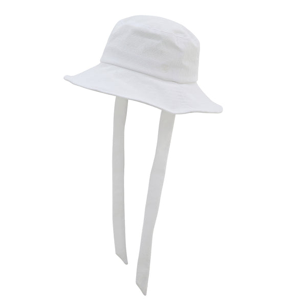 vacance strap wide bucket hat_white