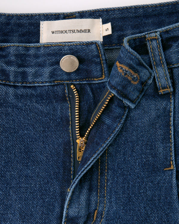 Pintuck denim pants