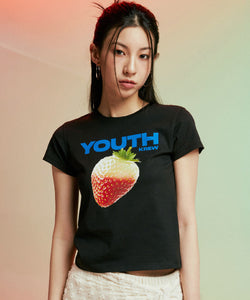 YK STRAWBERRY CROP T (WHITE, BLACK)