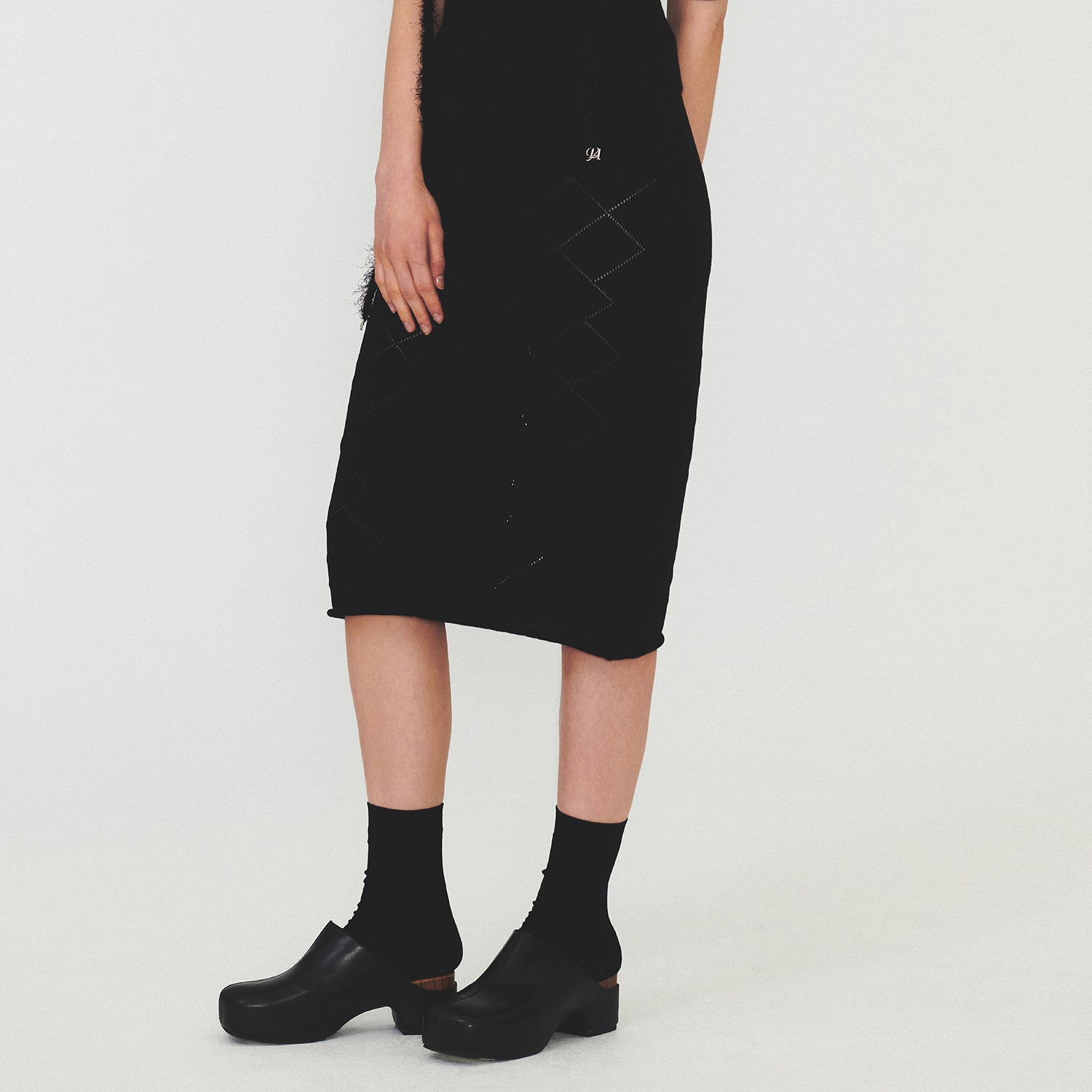 ARGYLE PATTERN KNIT SKIRT (black)