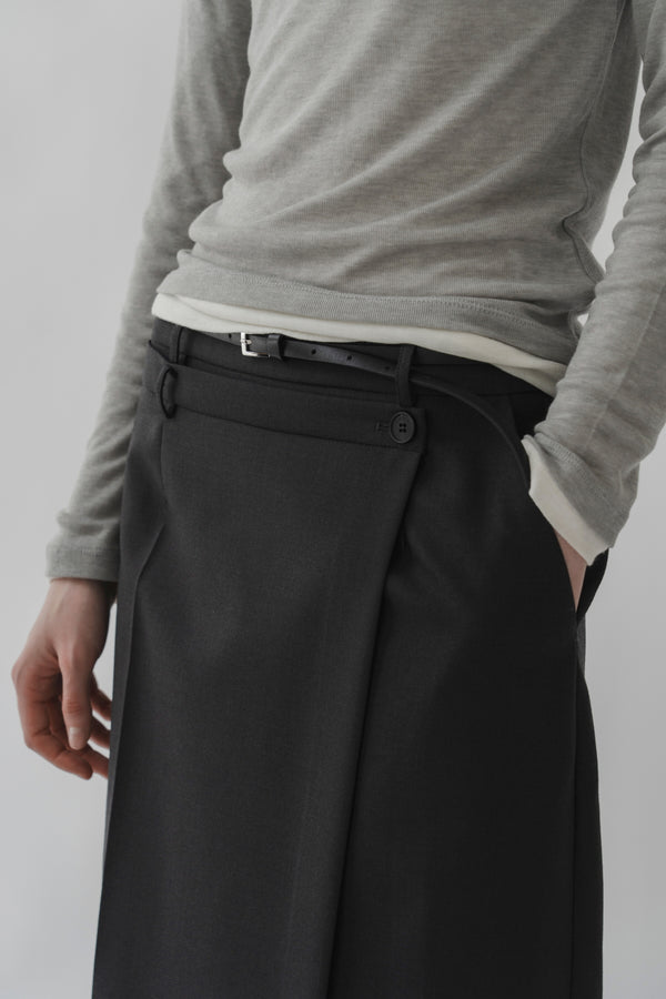 Wrap wool skirt (charcoal)