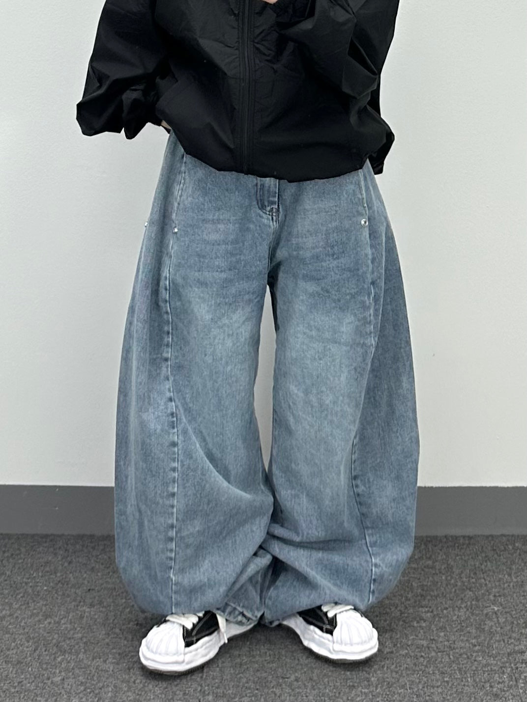 tap denim balloon pants