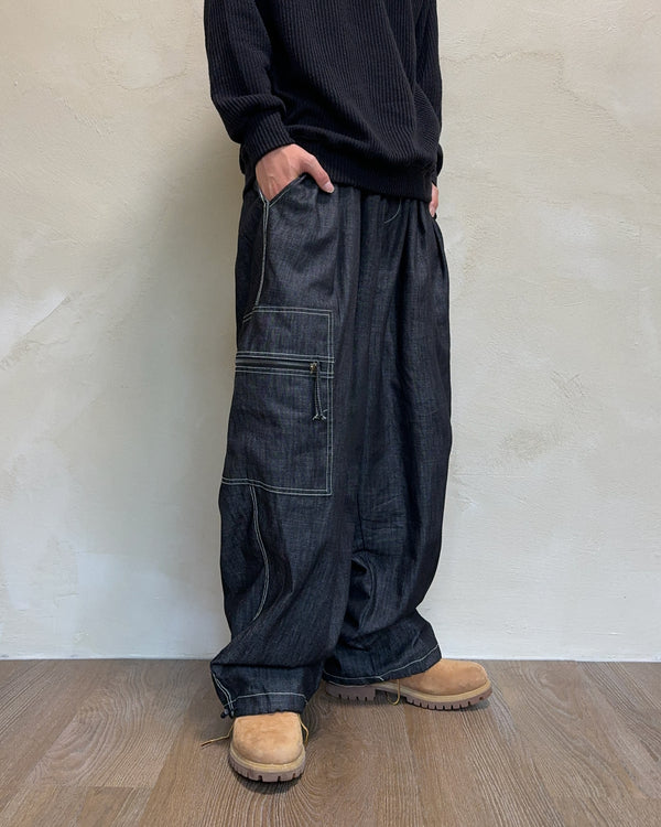 Onyu Cargo Denim Pants (Black)