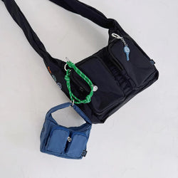 シスタートラペゾイドショルダーバッグ / Trapezoid Shoulder