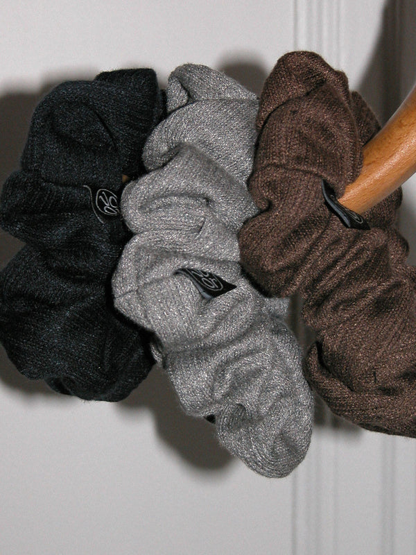 Basic Knit Scrunchie_Grey