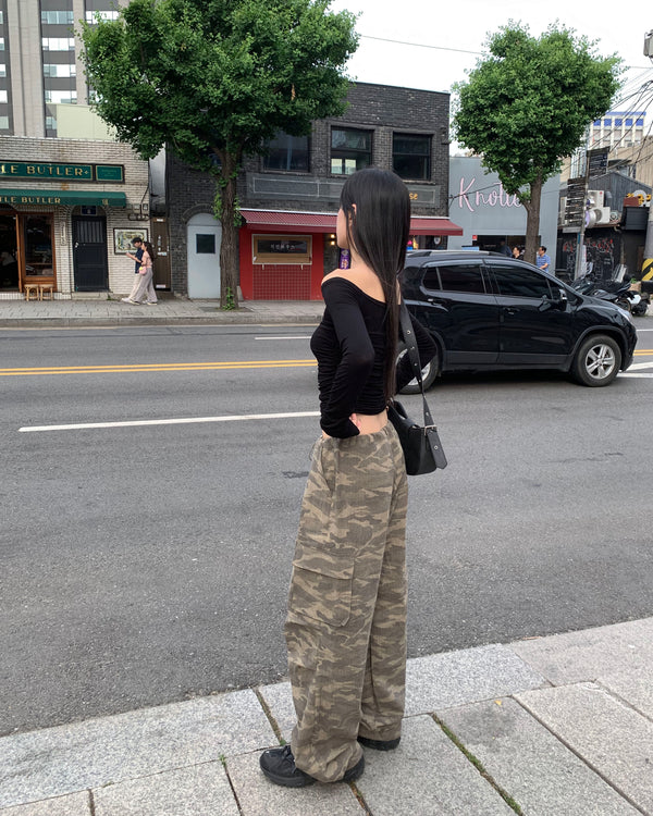 Military pintuck pants