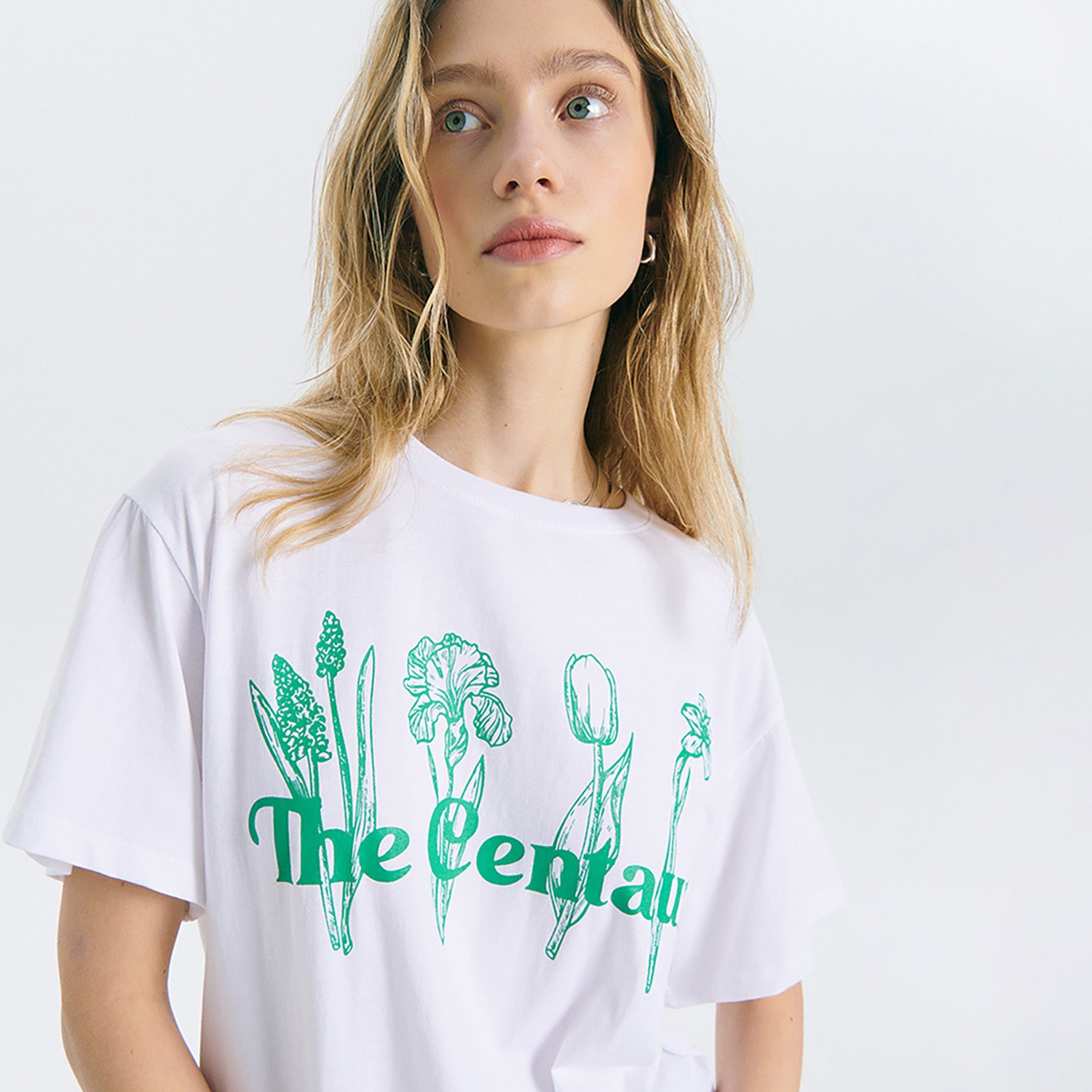 FOUR BEAUTIES T-SHIRT_GREEN PRINT