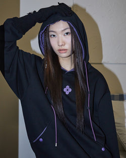 Snap curve hoodie / black