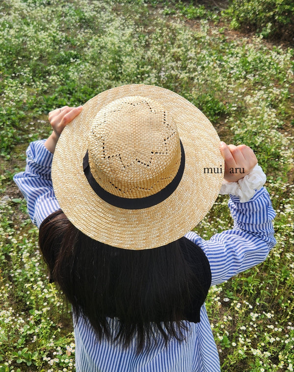 straw hat