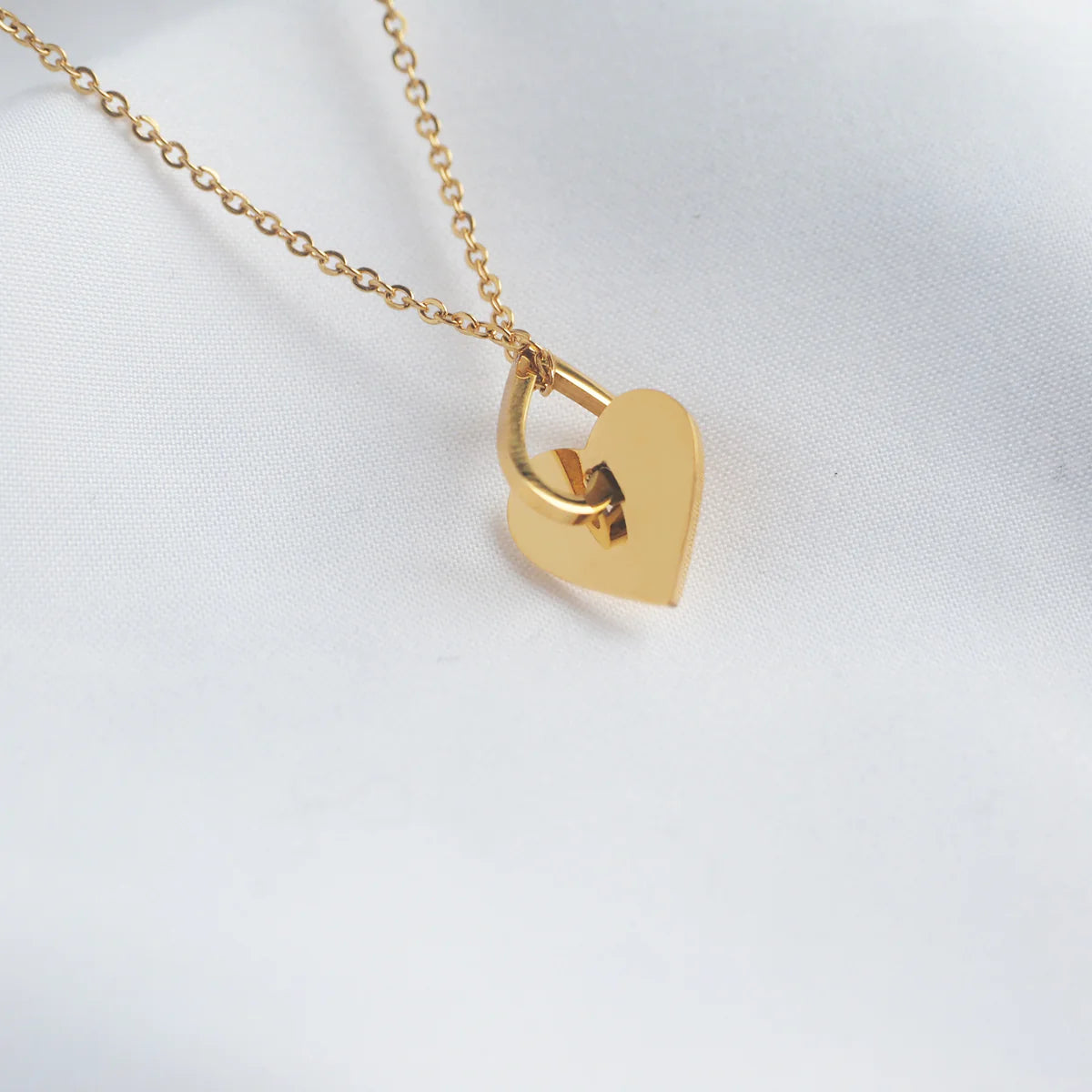 リゼット ダブルハートネックレス