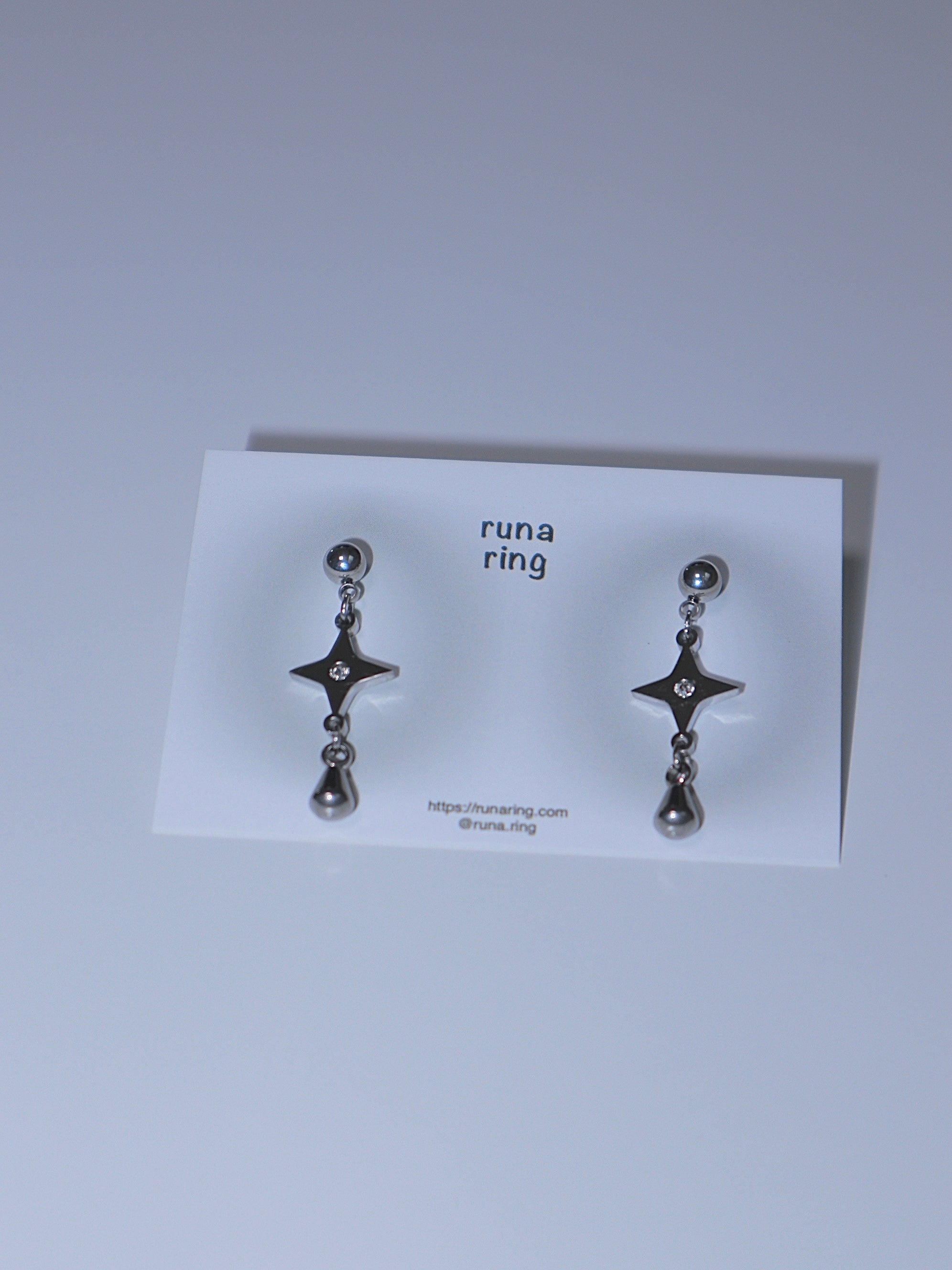 All surgical steel water drop point earrings