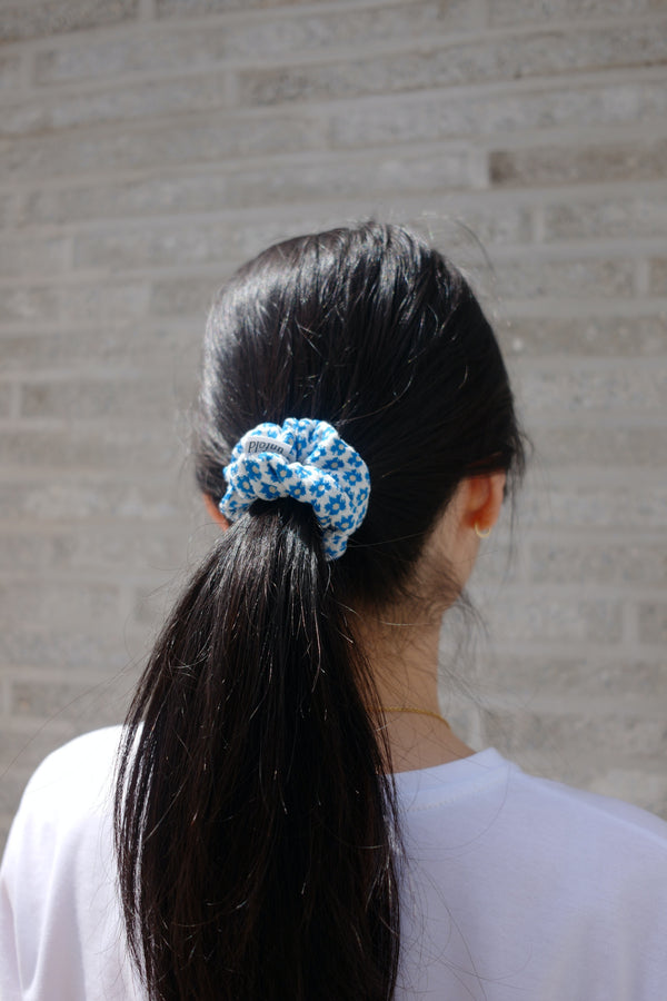 Flower scrunchie (2colors)