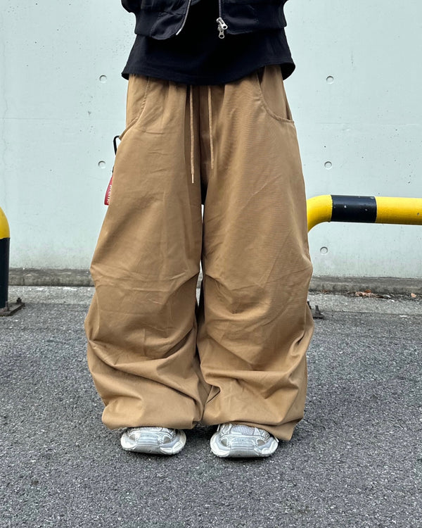 Chino hand big pocket pintuck pants