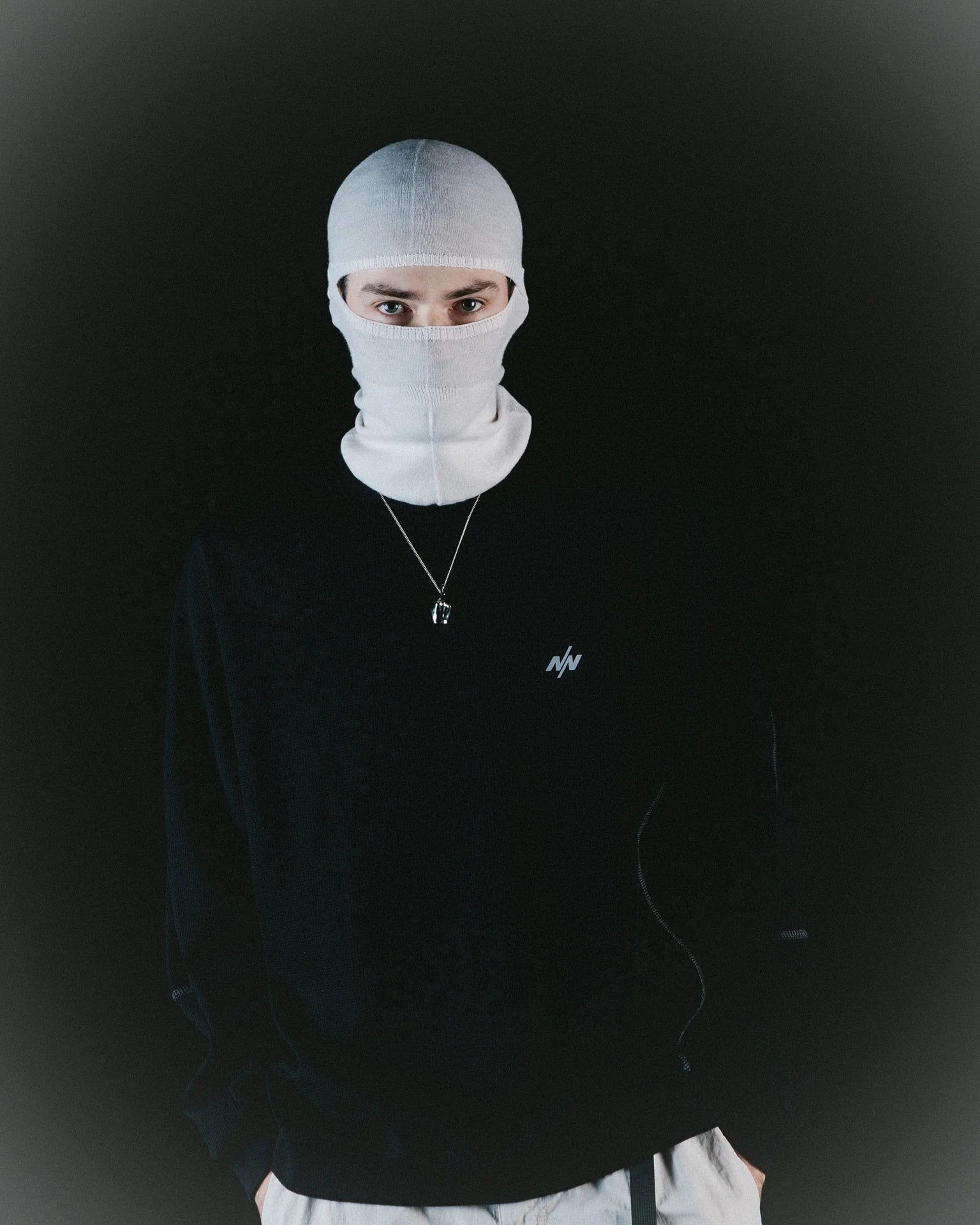 MARS LONG SLEEVES TEE - BLACK 