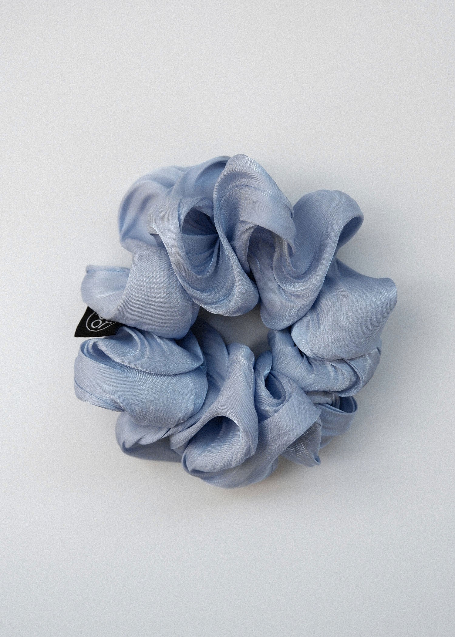 Wave Pearl Satin Scrunchie_Sky Blue