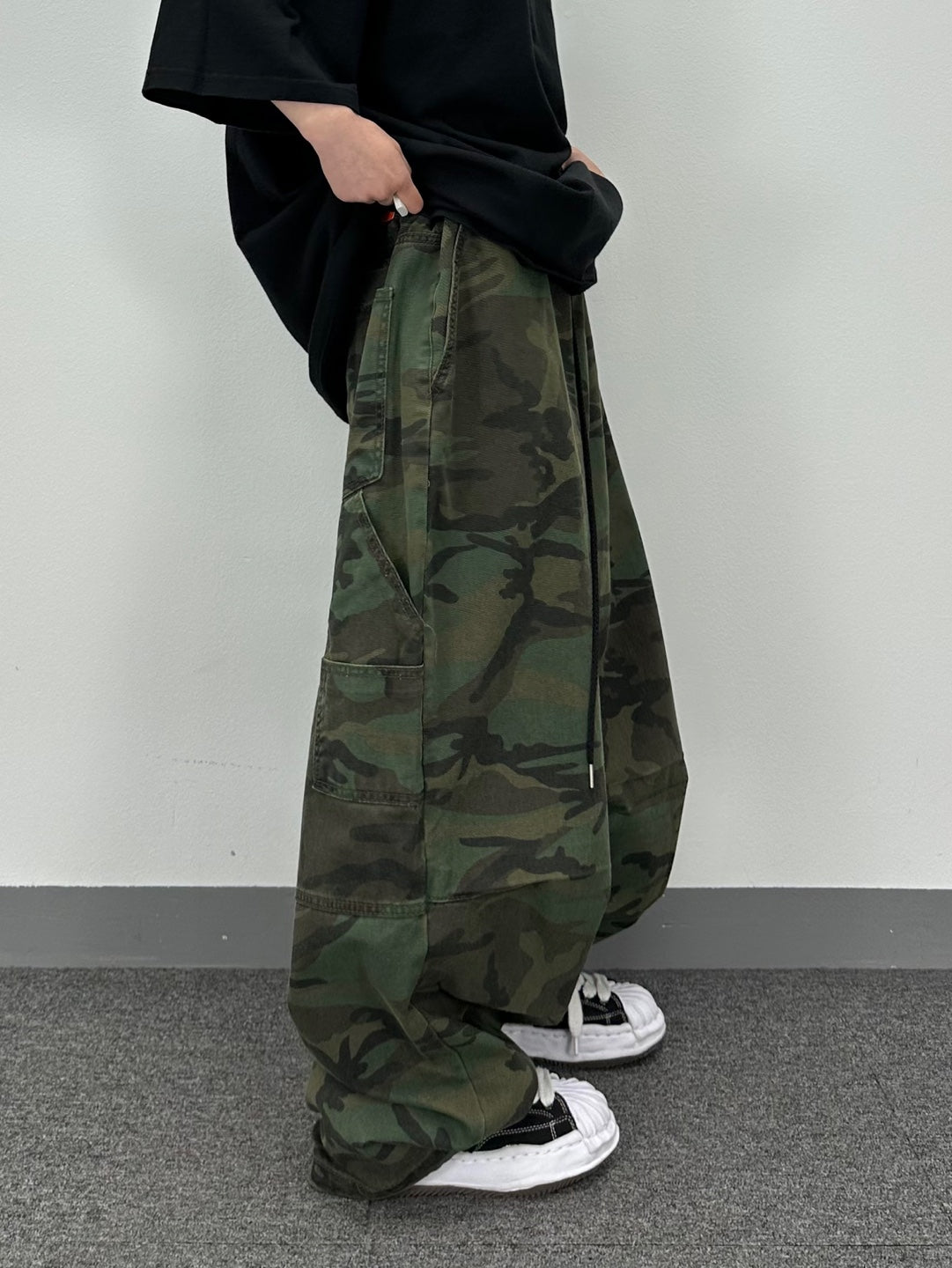 Dark Camo Carpenter Pants