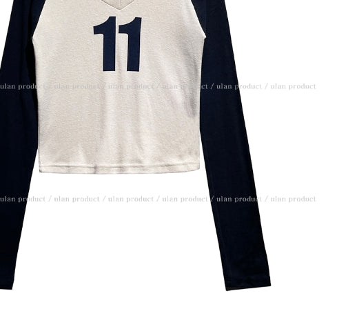 11 V-neck color matching raglan long sleeves