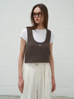 U Neck Sleeveless Sweater D/brown