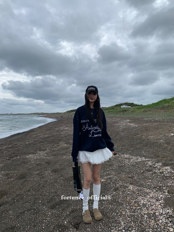 Navy lettering round loose fit sweatshirt