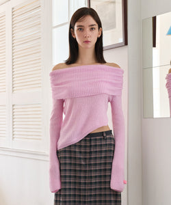 CUT-OUT OFF SHOULDER KNIT PINK