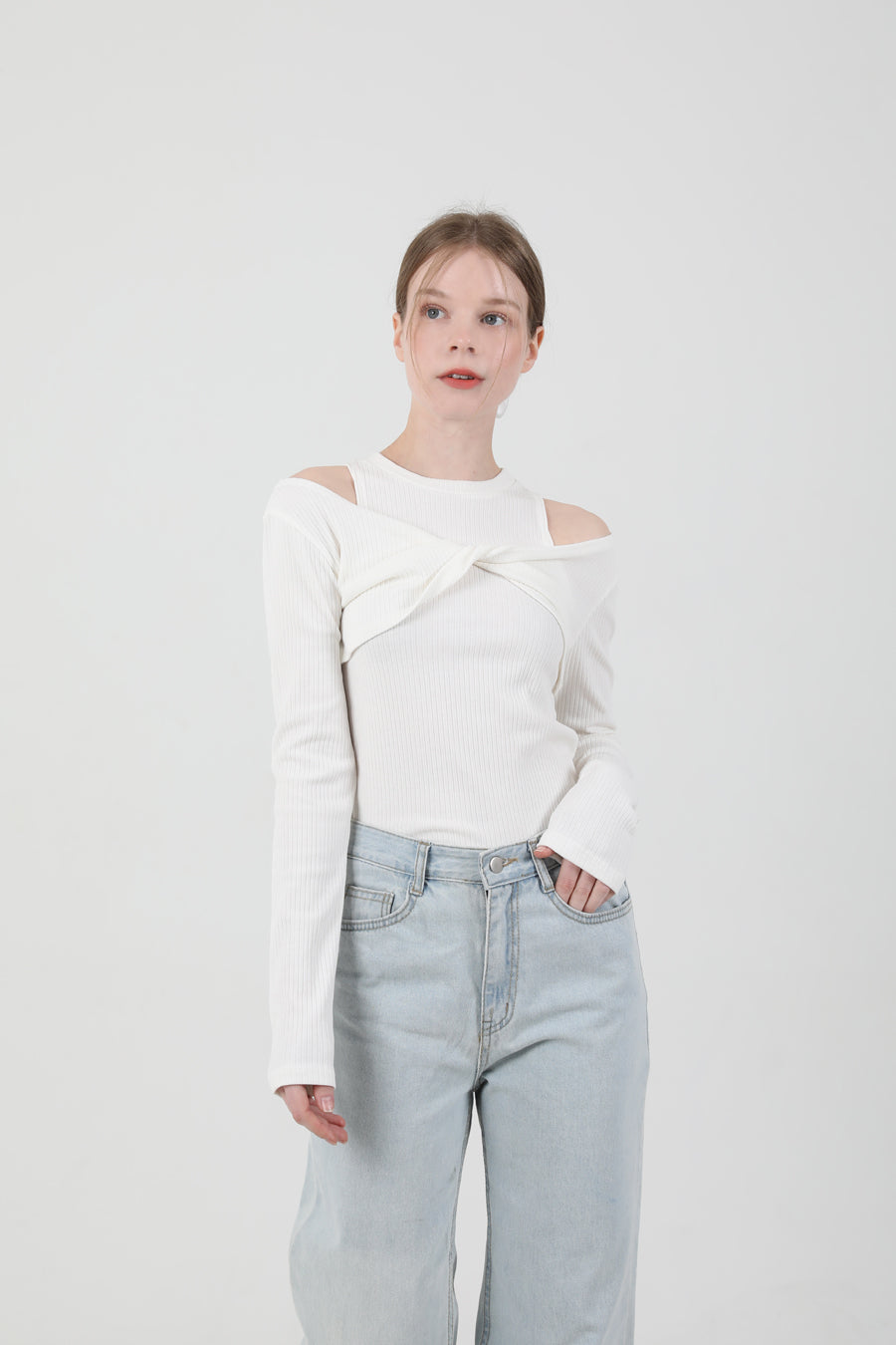 Layered Twist T-shirt Sleeveless Set White