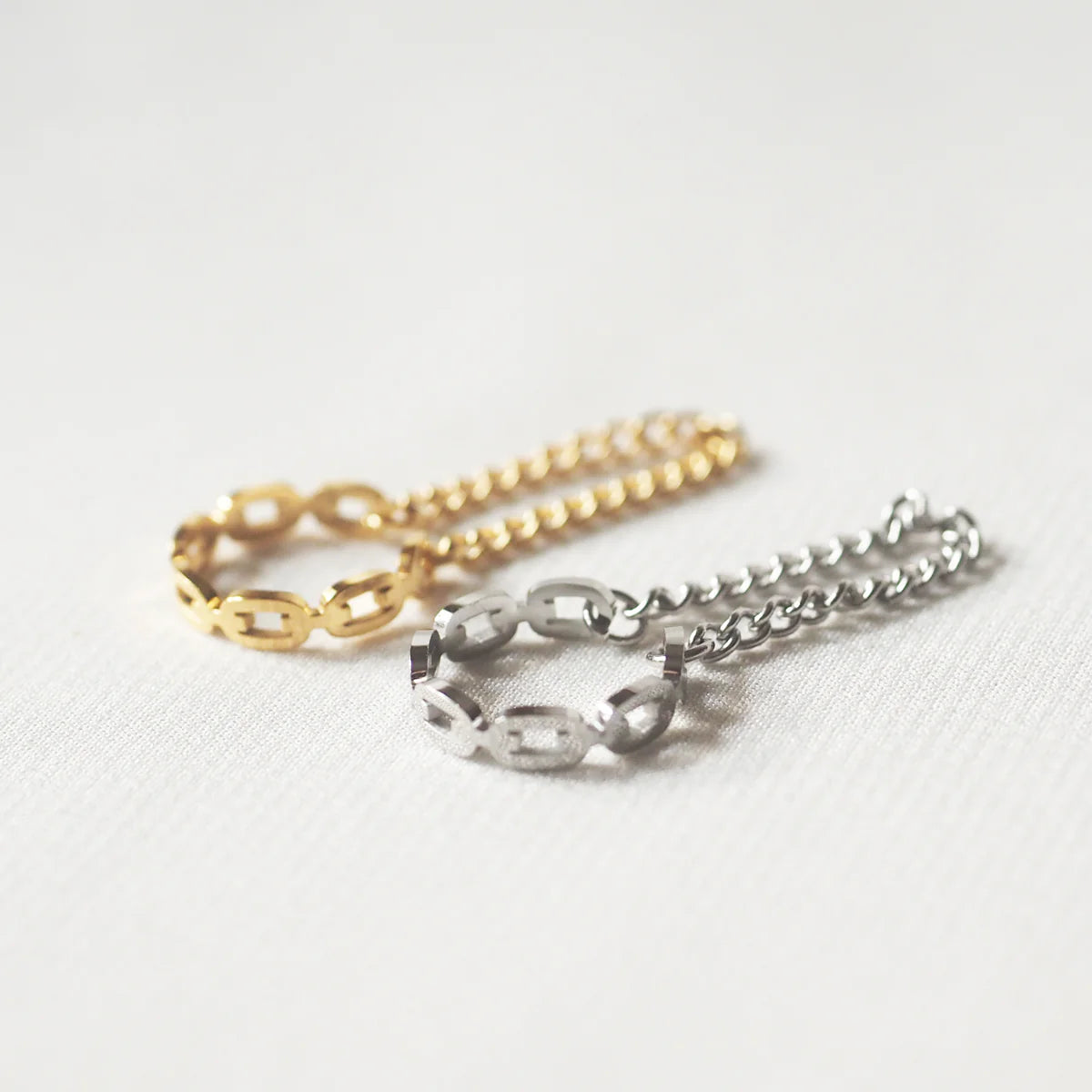 ジュリエットイヤーカフ