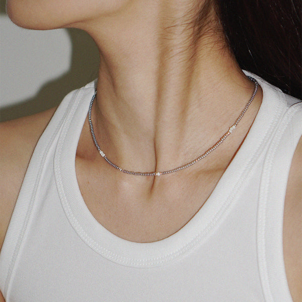 LOVE SKINNY BEADS NECKLACE GREY