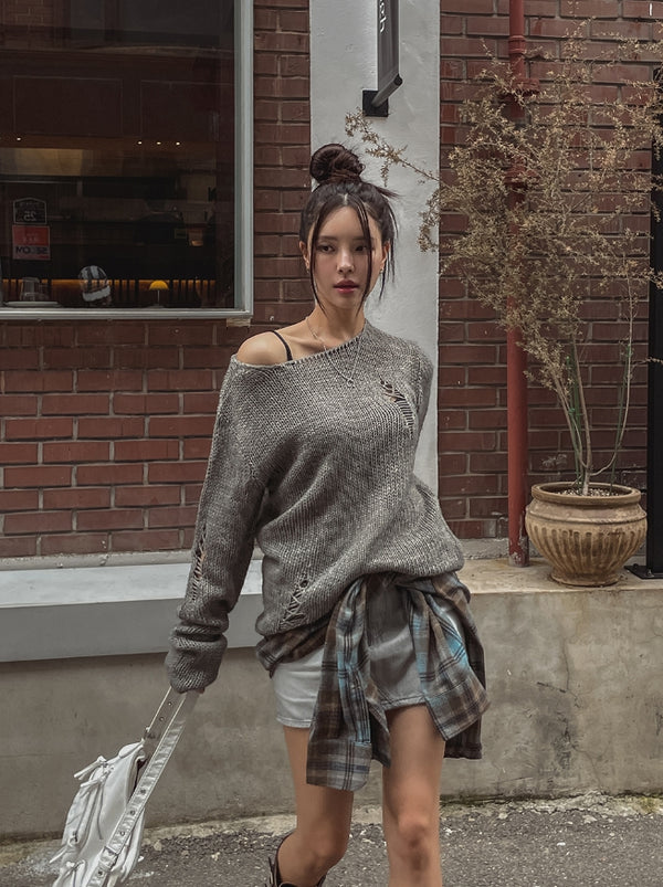 Autumn Damage Boat Neck Knitwear