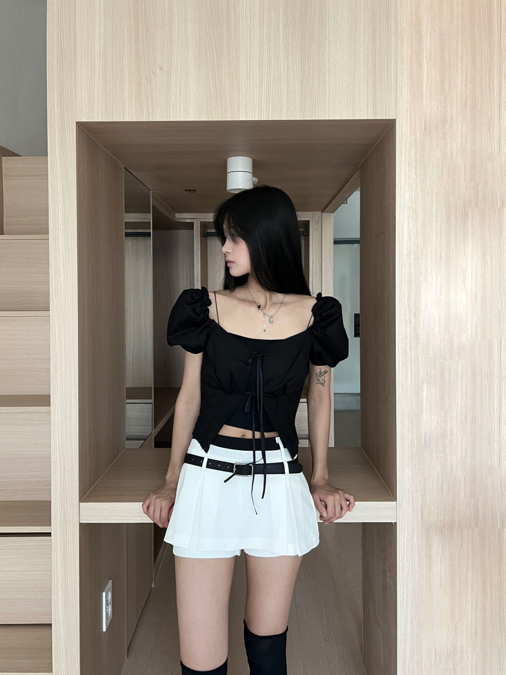  Puff sleeve Jenny ribbon front slit blouse (2 colors)