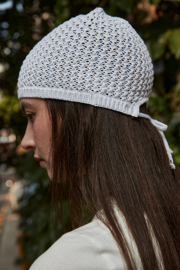 YELLOW TAB CROCHET BEANIE WHITE