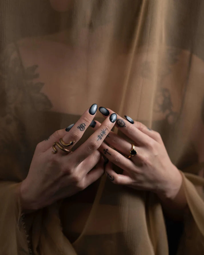 ブラックレイクサーペントリング