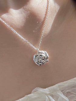 Vintage Rose Necklace