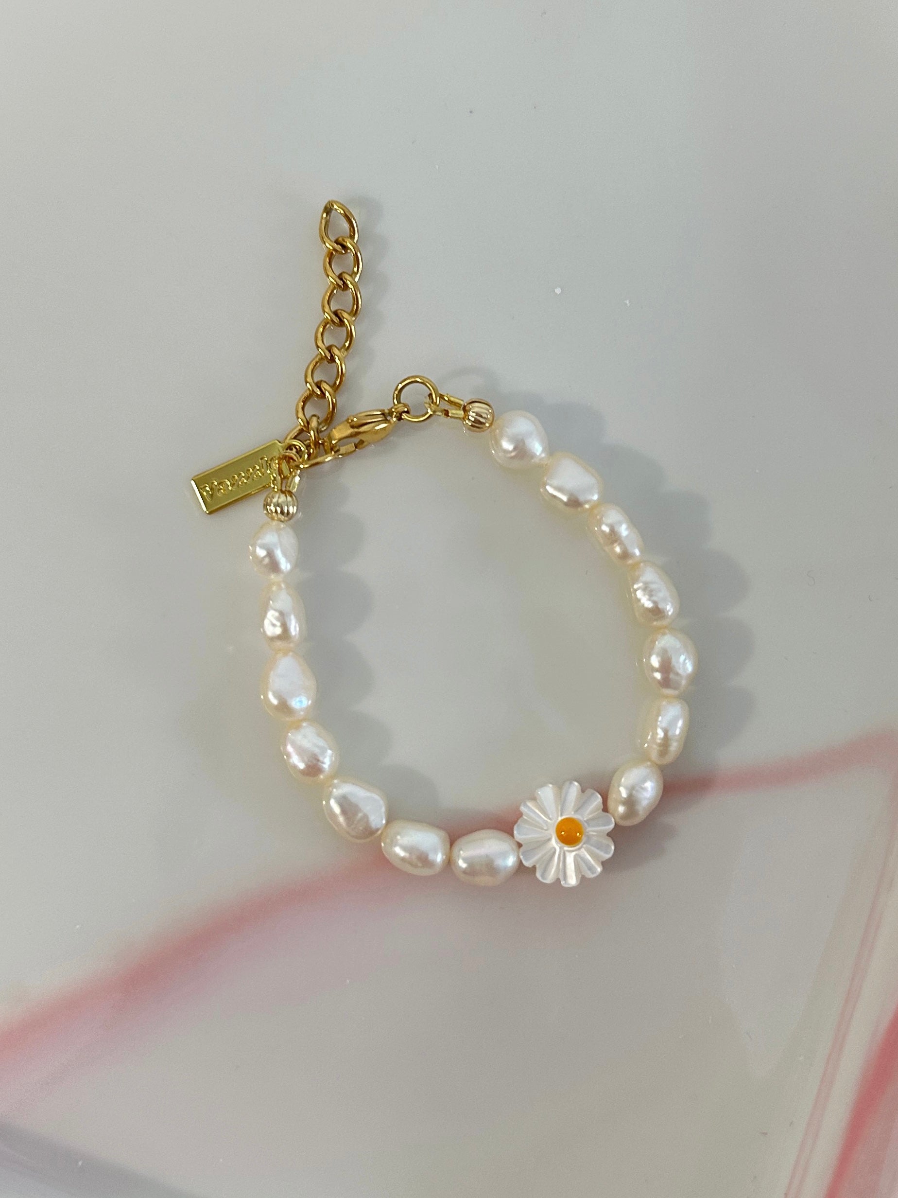 【MADE】Mums  Freshwater Pearl Bracelet