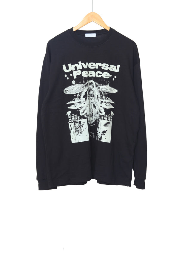 Universal Piece Long Sleeve T-Shirt