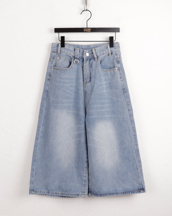 Motzel D-Ring Capri Denim Bermuda Pants