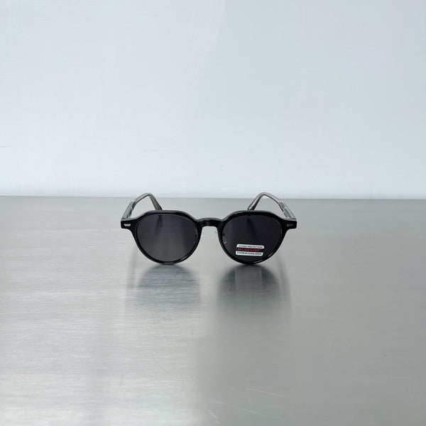 Sunglasses (with Nose Pads)