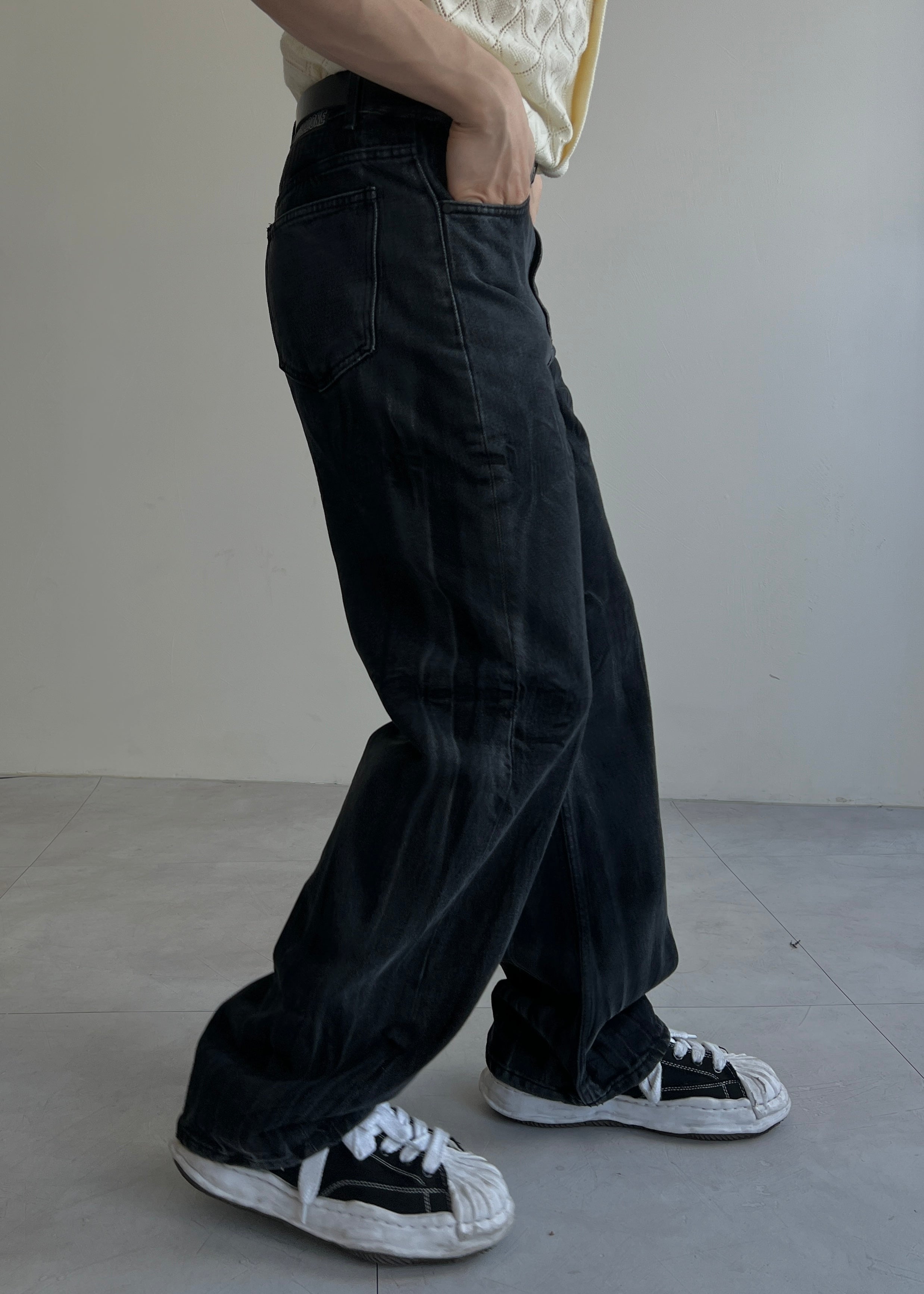 Wide Touch Washed Black Jeans(black)