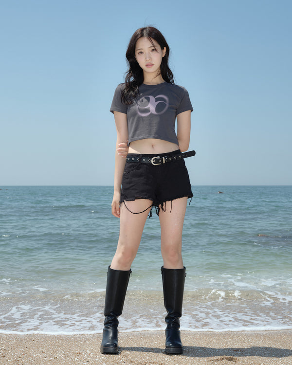 HOLIDAY CROPPED T-SHIRT / CHARCOAL