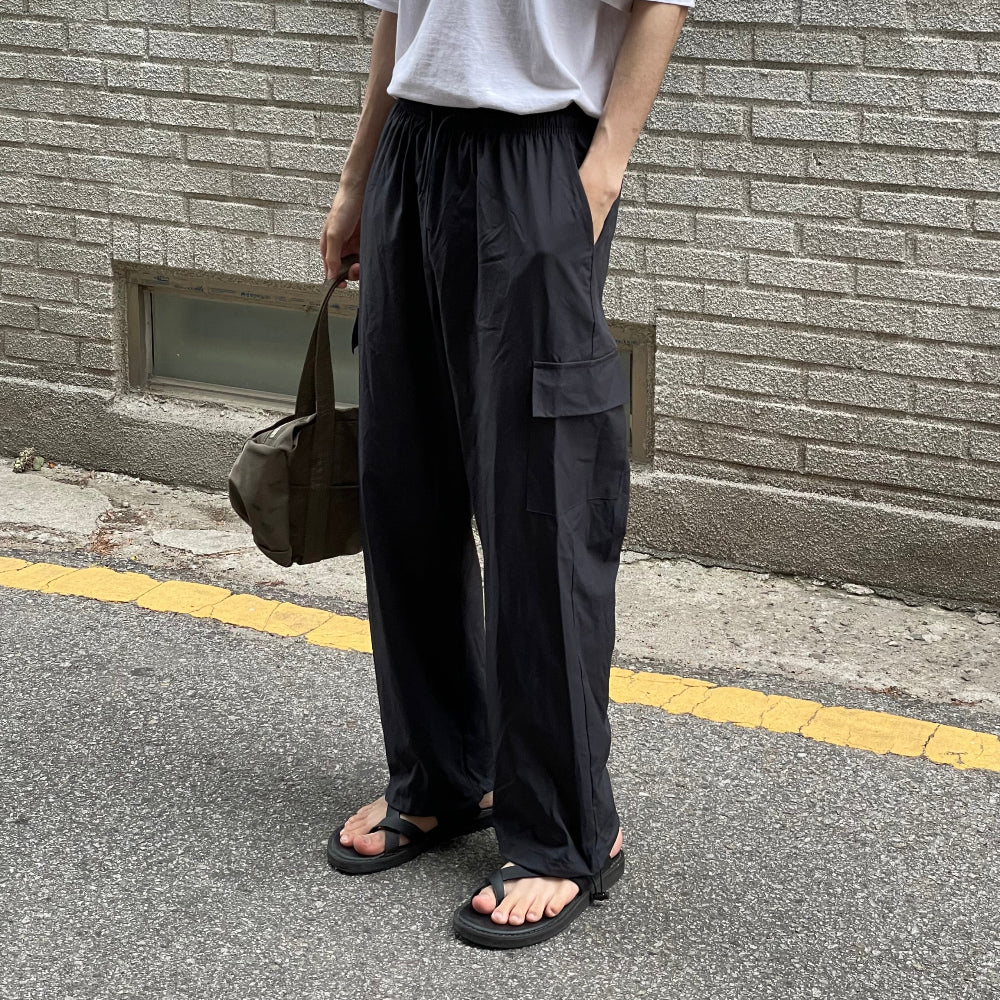 Daily nylon cargo pants