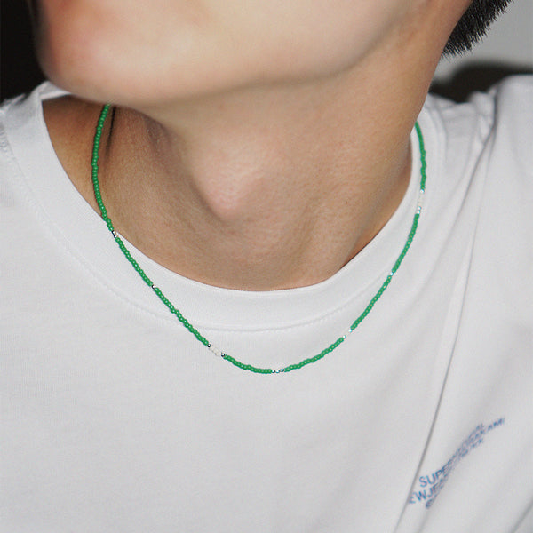 LOVE SKINNY BEADS NECKLACE GREEN (M)