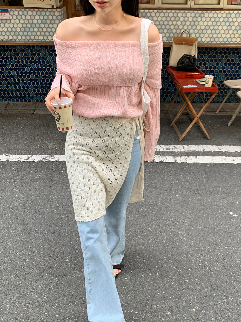 [MADE] Fittney Summer Off-Shoulder Knit