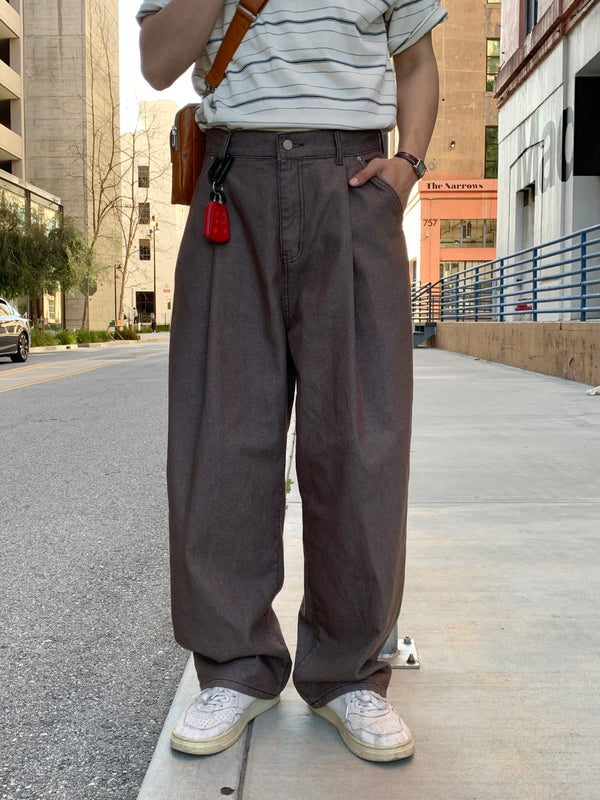 One-tuck balloon denim pants 