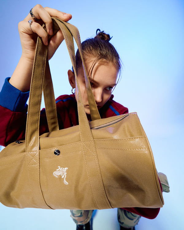 TWISTED SMALL LOGO DUFFLE BAG-BEIGE