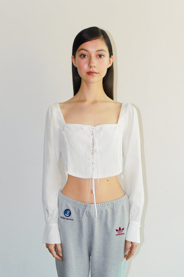 RIBBON SQUARE NECK CROP BLOUSE / WHITE