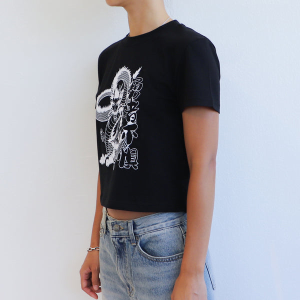 DRAGON  Crop T-Shirt (BLACK)