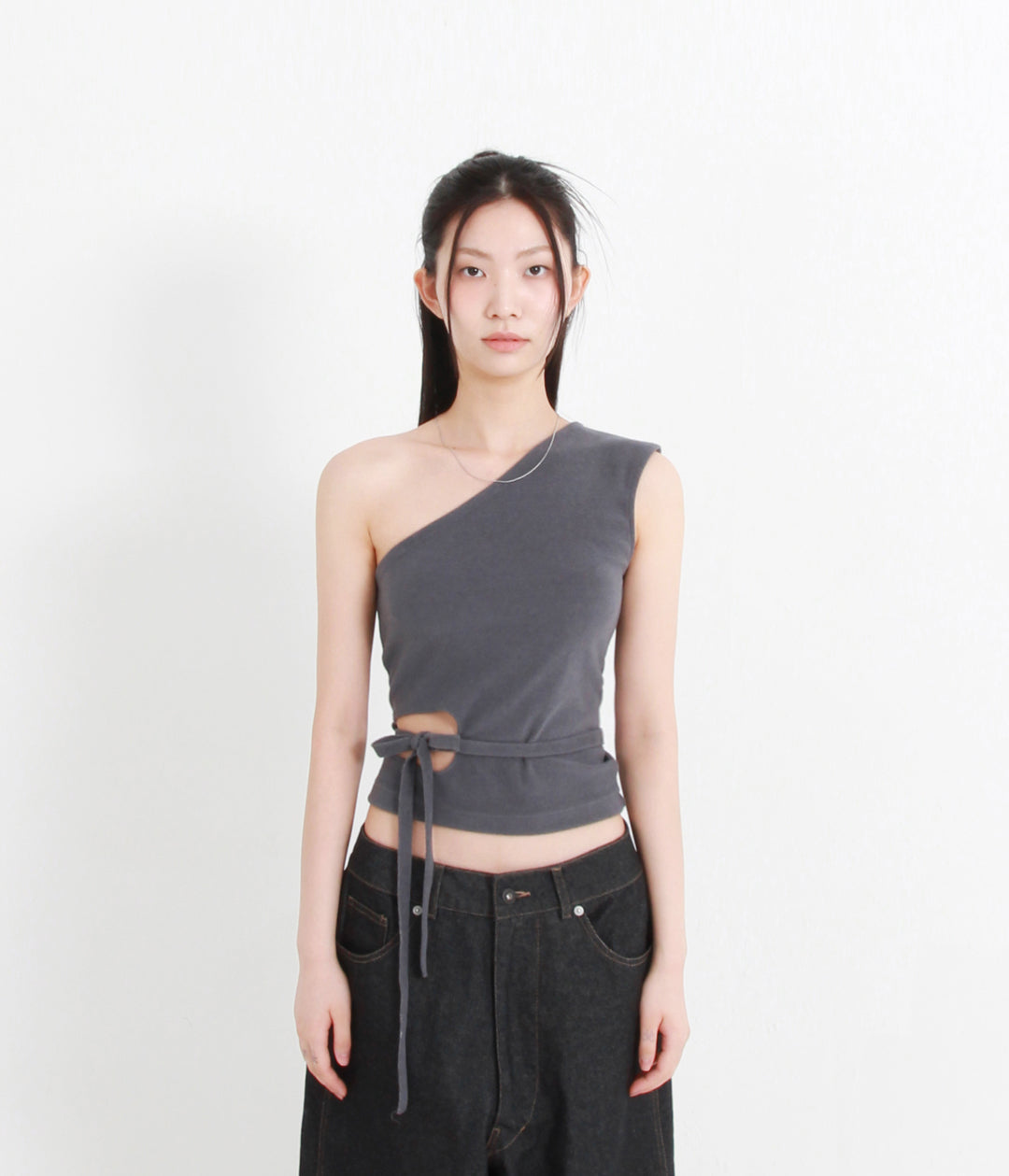 UNBALANCED SLEEVELESS TOP (CHARCOAL)