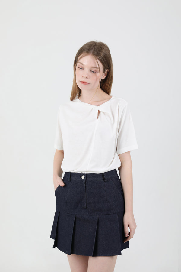 Modern Slit Shirring T-shirt White