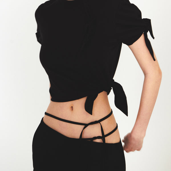 TIE SLIT TEE (black)