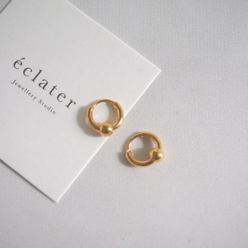 Eka Small Hoop Earrings